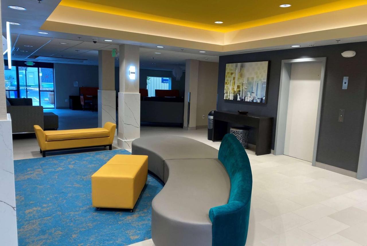 La Quinta Inn By Wyndham Lynnwood Dış mekan fotoğraf